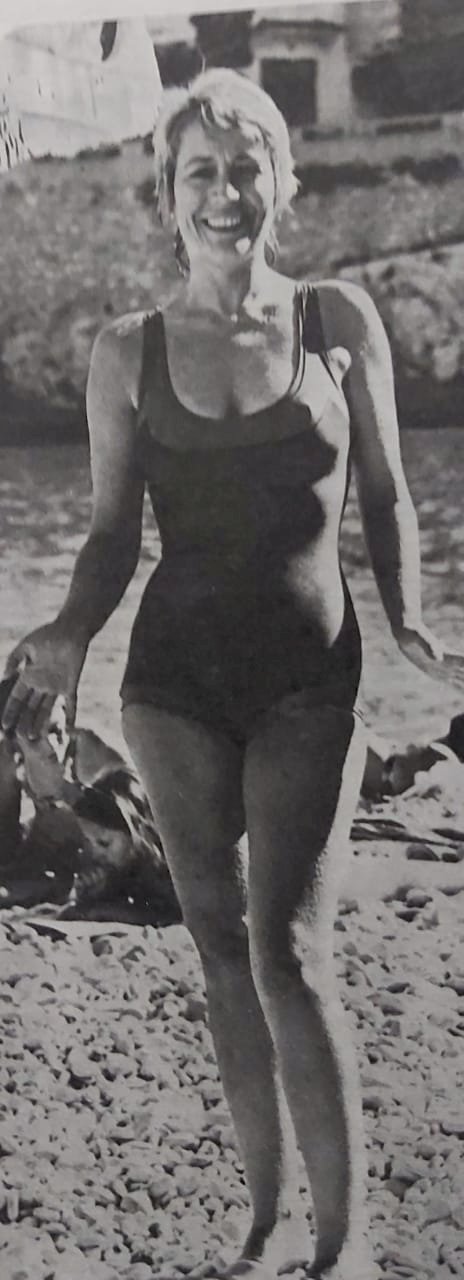 1971- Annie Girardot, o verão da velha senhorita